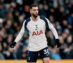 为什么棒球运动员喜欢在比赛中使用粉红色的球棒或护具